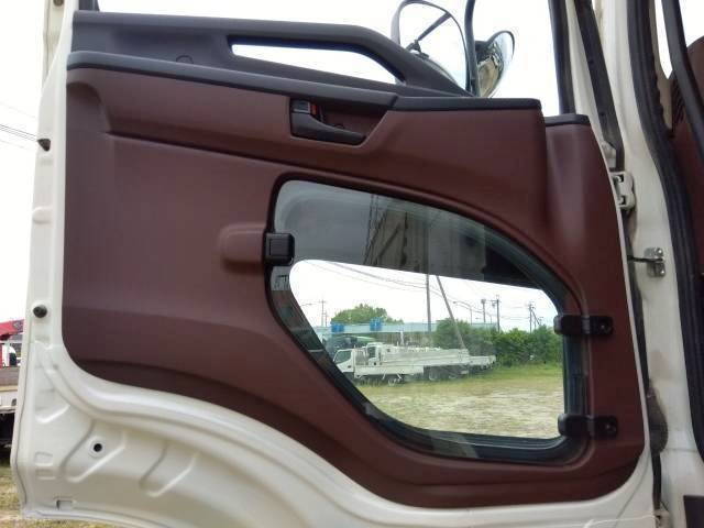 日野プロフィアダンプ大型（10t）[写真25]