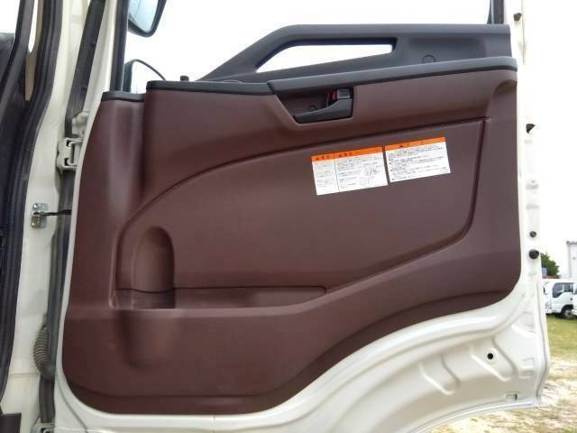 日野プロフィアダンプ大型（10t）[写真26]