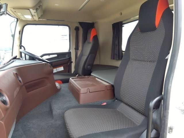 日野プロフィアダンプ大型（10t）[写真27]