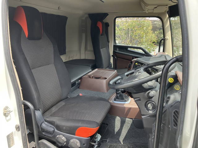 日野プロフィアダンプ大型（10t）[写真29]