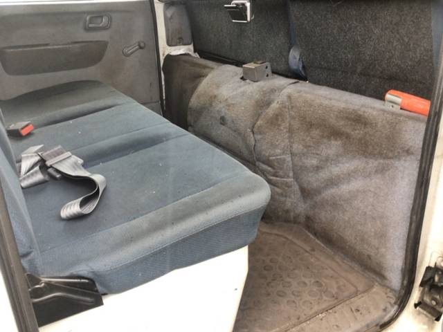 三菱ふそうキャンターダブルキャブ（Wキャブ）小型（2t・3t）[写真18]