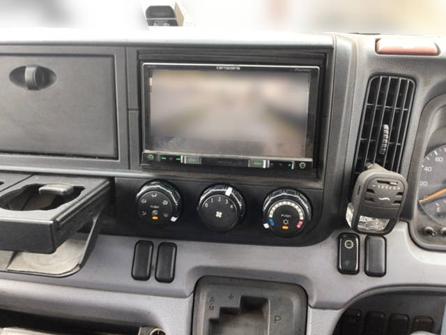 三菱ふそうキャンターダブルキャブ（Wキャブ）小型（2t・3t）[写真24]