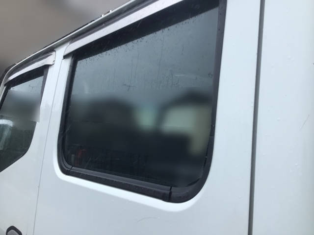 三菱ふそうキャンターダブルキャブ（Wキャブ）小型（2t・3t）[写真05]