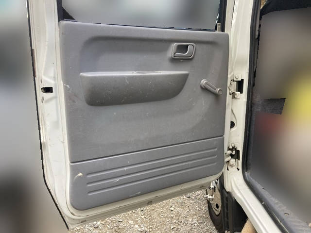 三菱ふそうキャンターガッツダブルキャブ（Wキャブ）小型（2t・3t）[写真15]