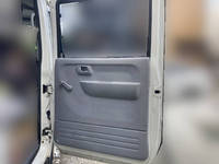 三菱ふそうキャンターガッツダブルキャブ（Wキャブ）小型（2t・3t）[写真16]