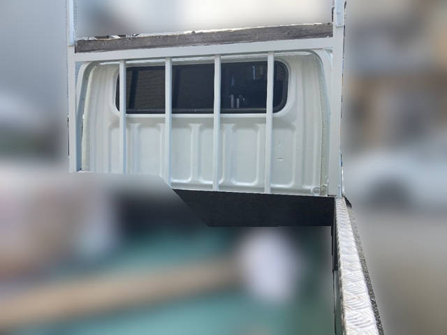 三菱ふそうキャンターガッツダブルキャブ（Wキャブ）小型（2t・3t）[写真05]