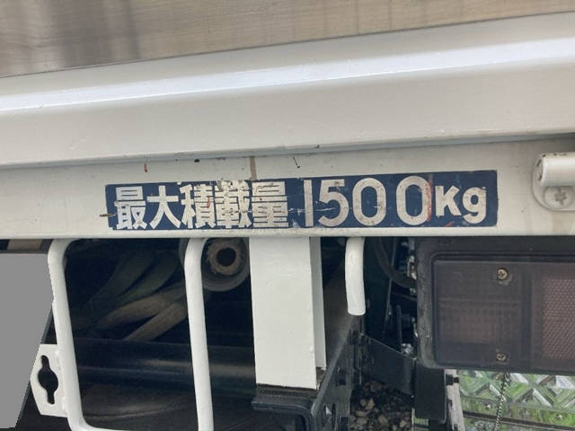 三菱ふそうキャンターガッツダブルキャブ（Wキャブ）小型（2t・3t）[写真06]