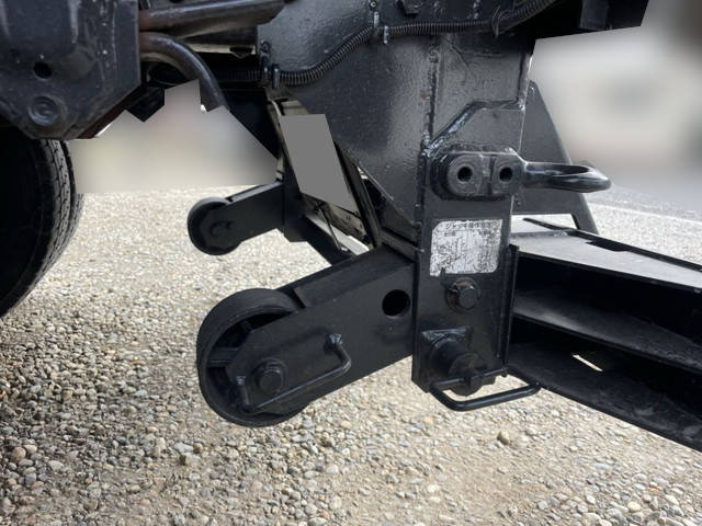 いすゞフォワードコンテナ専用車増トン（6t・8t）[写真13]