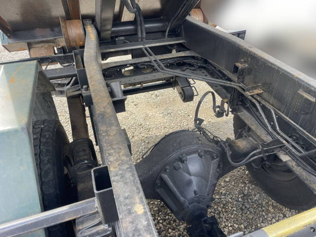 いすゞフォワードコンテナ専用車増トン（6t・8t）[写真14]