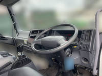 いすゞフォワードコンテナ専用車増トン（6t・8t）[写真22]