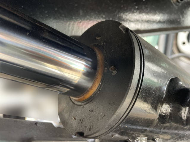 いすゞフォワードコンテナ専用車増トン（6t・8t）[写真08]