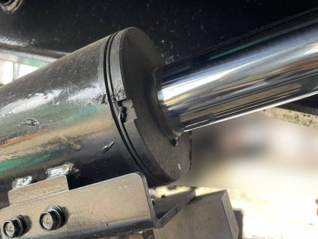 いすゞフォワードコンテナ専用車増トン（6t・8t）[写真09]