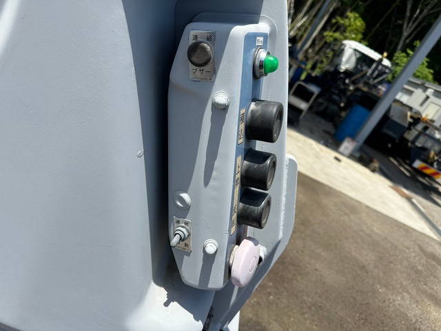 日野デュトロパッカー車（塵芥車）小型（2t・3t）[写真07]