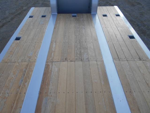 その他のメーカーその他の車種重機運搬トレーラー大型（10t）[写真08]