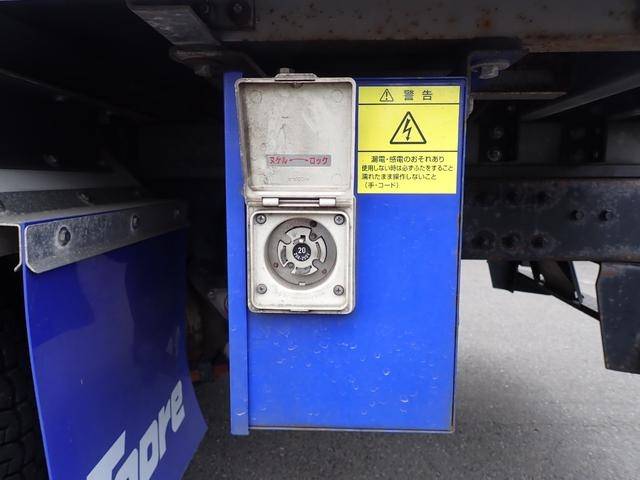 三菱ふそうキャンター冷凍車（冷蔵車）小型（2t・3t）[写真20]