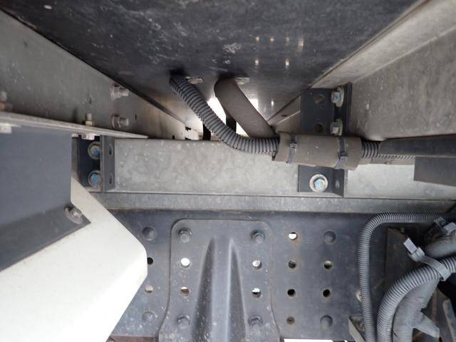 三菱ふそうキャンター冷凍車（冷蔵車）小型（2t・3t）[写真22]