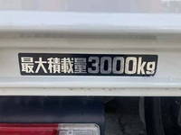 日野デュトロ平ボディ小型（2t・3t）[写真17]