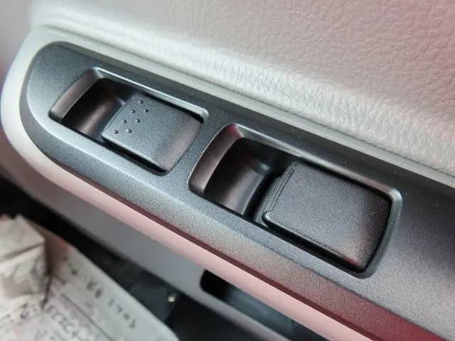 三菱ふそうキャンタークレーン5段小型（2t・3t）[写真17]