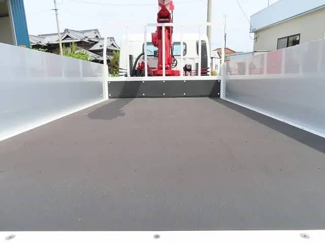 三菱ふそうキャンタークレーン5段小型（2t・3t）[写真20]