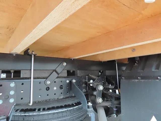 三菱ふそうキャンタークレーン5段小型（2t・3t）[写真37]