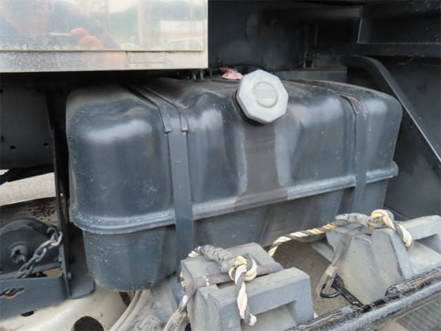 いすゞフォワード深ダンプ（土砂禁ダンプ）増トン（6t・8t）[写真32]