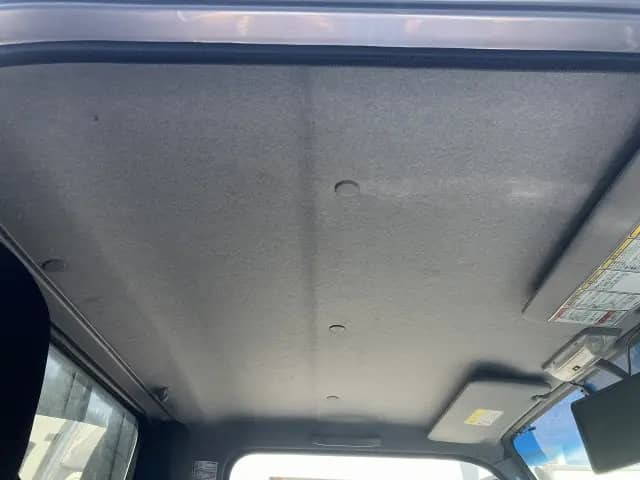 いすゞエルフ平ボディ小型（2t・3t）[写真16]