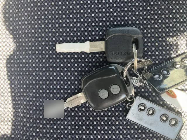 いすゞエルフ平ボディ小型（2t・3t）[写真22]