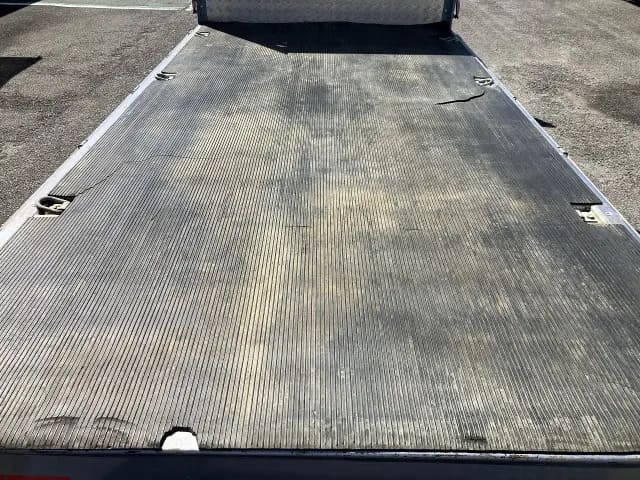 いすゞエルフ平ボディ小型（2t・3t）[写真26]