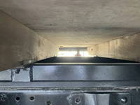 いすゞエルフ平ボディ小型（2t・3t）[写真32]