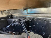 いすゞエルフ平ボディ小型（2t・3t）[写真33]