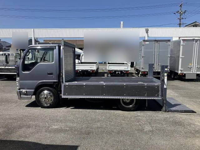 いすゞエルフ平ボディ小型（2t・3t）[写真07]