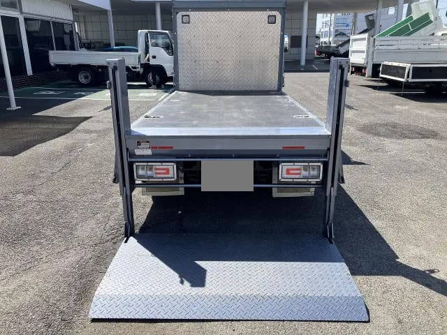 いすゞエルフ平ボディ小型（2t・3t）[写真09]