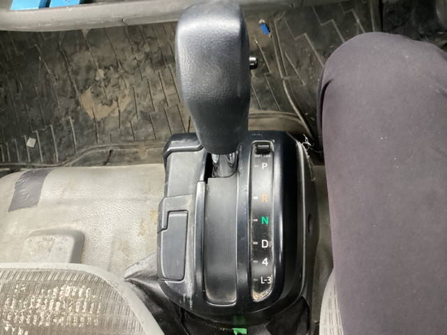 トヨタデュトロ平ボディ小型（2t・3t）[写真21]