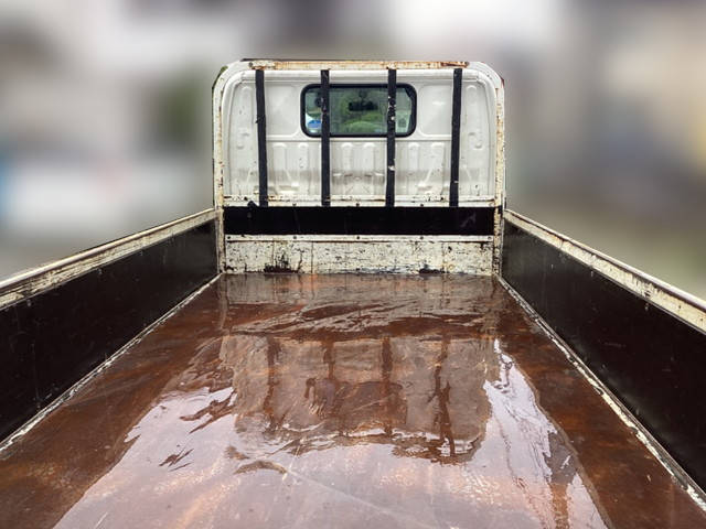 トヨタデュトロ平ボディ小型（2t・3t）[写真09]