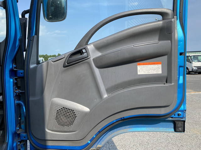 いすゞフォワードアルミウイング中型（4t）[写真27]