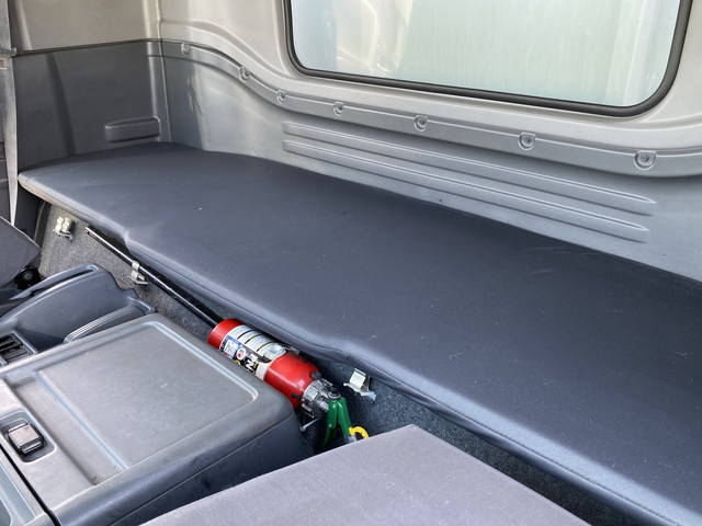 いすゞフォワードアルミウイング中型（4t）[写真31]