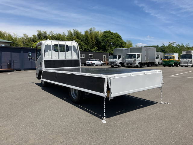 いすゞエルフ平ボディ小型（2t・3t）[写真16]