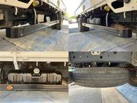 いすゞエルフ平ボディ小型（2t・3t）[写真17]