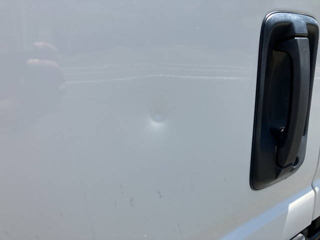 いすゞエルフ平ボディ小型（2t・3t）[写真25]