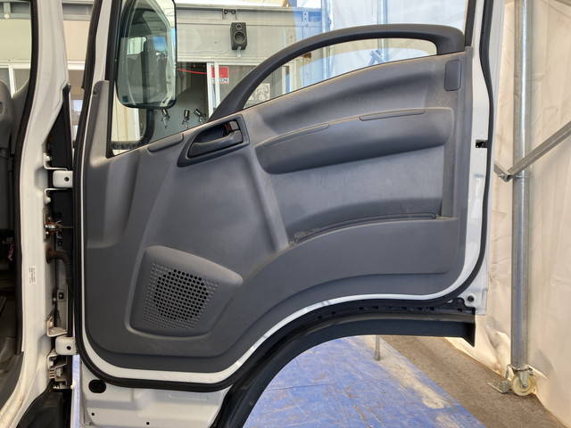 いすゞエルフ平ボディ小型（2t・3t）[写真27]