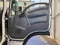 いすゞエルフ平ボディ小型（2t・3t）[写真27]