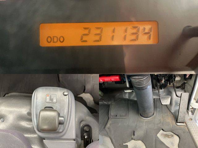 いすゞエルフ平ボディ小型（2t・3t）[写真34]