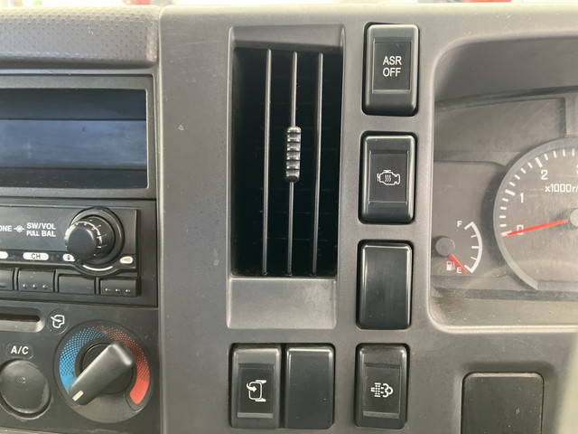 いすゞエルフ平ボディ小型（2t・3t）[写真36]