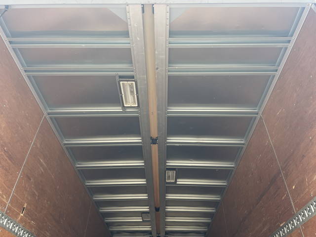 日野レンジャーアルミウイング中型（4t）[写真11]