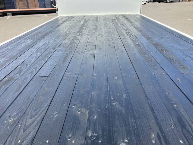 日野デュトロ平ボディ小型（2t・3t）[写真11]