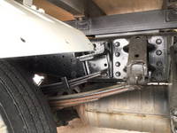 三菱ふそうキャンター平ボディ小型（2t・3t）[写真11]