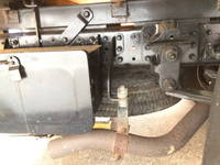 三菱ふそうキャンター平ボディ小型（2t・3t）[写真13]