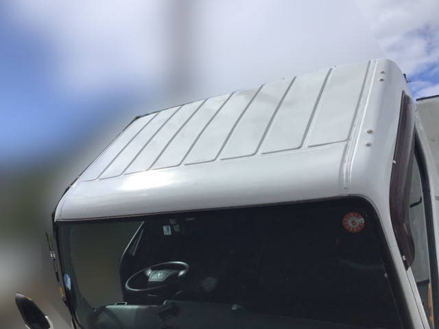 三菱ふそうキャンター平ボディ小型（2t・3t）[写真04]