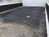 三菱ふそうキャンター平ボディ小型（2t・3t）[写真07]