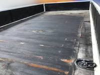 三菱ふそうキャンター平ボディ小型（2t・3t）[写真08]